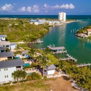 Mahi-Mahi House 3bed/4bath with pool dock