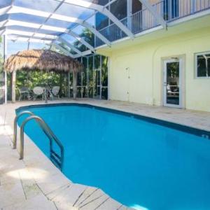 Big Kahuna 5bed/4bath updated home with private pool & dockage