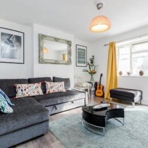 Sunshine Apartments - 2 Bed garden flat Kilburn