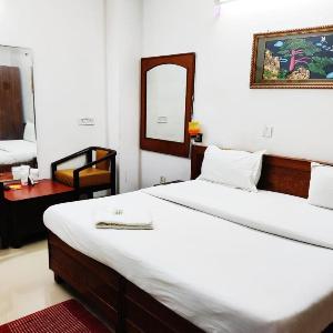 Hotel Redbury Ghaziabad