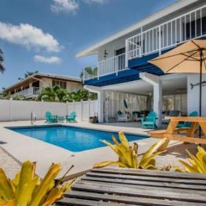 Angler's Dream 2bed/2bath half duplex with private pool & dockage