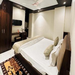 Kashi Darshan Hotel