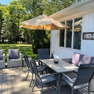 Poppy's Hampton House:Large YardBeachNewly Renovated