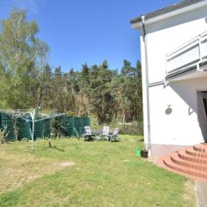 Cozy Apartment in Neubukow with Balcony