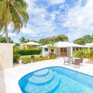 Casati Family House Great Pool Garden