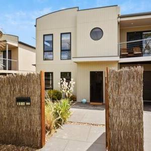 Shearwater Home Close to Beach