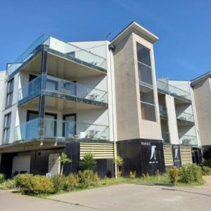 Apartments in Phillip Island Towers - Block C