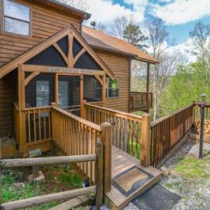 Mountain Breeze Cabin