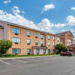 Comfort Inn & Suites Farmington - Victor