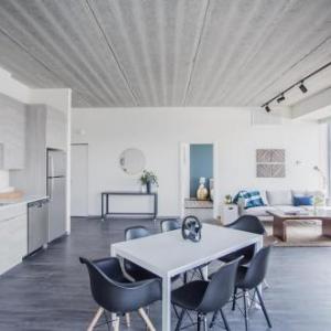 Hotels near Rosa's Lounge - Sonder — The Western