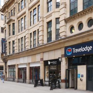 Travelodge Cardiff Central Queen Street