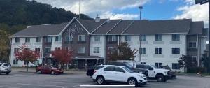 Country Inn & Suites by Radisson, Charleston South, WV, Charleston
