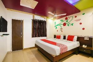 OYO 11548 Hotel Mrunal Palace, Aurangabad