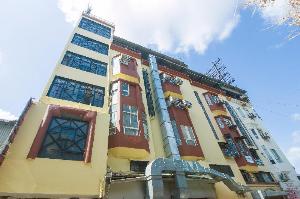 OYO Flagship 14803 Hotel Silver Inn, Nashik