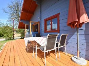 Quaint Holiday Home in Brusow Germany with Sauna, Kropelin