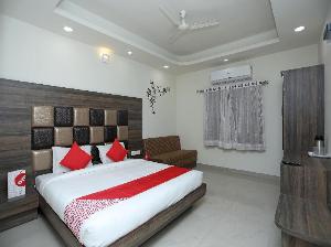 OYO 14593 Shree Vatika Smart Rooms, Bhopal