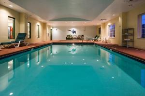Country Inn & Suites by Radisson, Pensacola West, FL, Pensacola