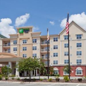 Holiday Inn Express & Suites Lakeland North - I-4