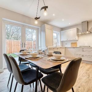 Central & Stylish | Garden & Parking