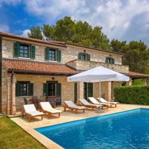 Villa Legousia
