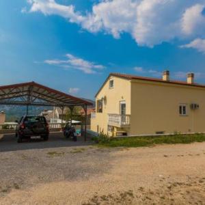 Villa Kuca Ujdenica