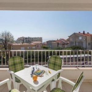 One-Bedroom Apartment in Makarska