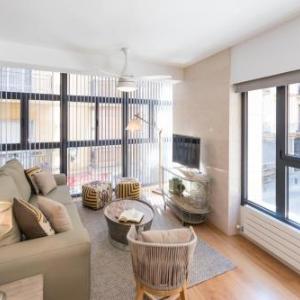 Chezmoihomes Plaza Nueva Deluxe