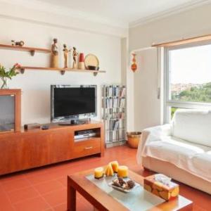 Lovely 2 Bedroom Apartment with Terrace in Cascais