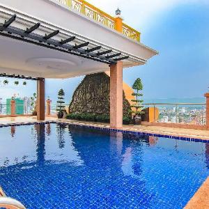 Queen Mansion Hotel & Stays