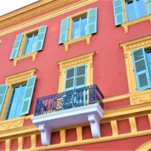 Nice Booking - Duplex sur la Place Massena