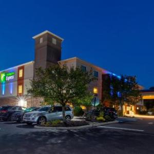 Holiday Inn Express & Suites Absecon-Atlantic City Area an IHG Hotel