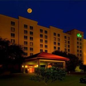 La Quinta Inn & Suites by Wyndham San Antonio Medical Center