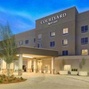 Courtyard by Marriott Atlanta Kennesaw