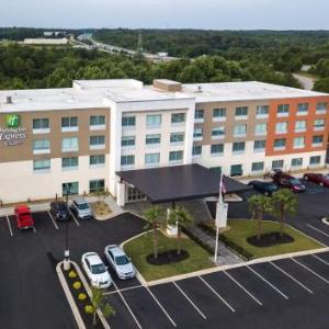 Holiday Inn Express & Suites Greenville S - Piedmont