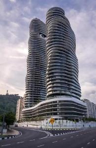 Arte S Abstracter Family Stays~The Eyes of Penang * HI-SPEED WIFI, George Town