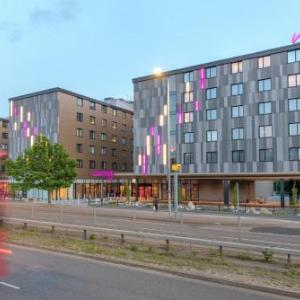 Moxy by Marriott London Heathrow Airport