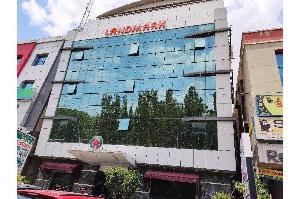 Capital O 44963 Landmark Residency, Kondapur