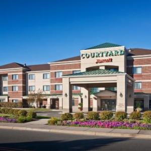 Hotels near North Heights Church Arden Hills - Courtyard by Marriott Minneapolis St. Paul/Roseville