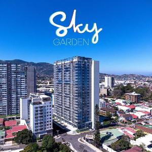 SkyGarden Nunciatura Luxury Apartment #705