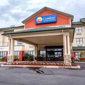 Comfort Inn & Suites Adj To Akwesasne Mohawk Casino