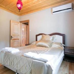 Buhara Family Wooden House