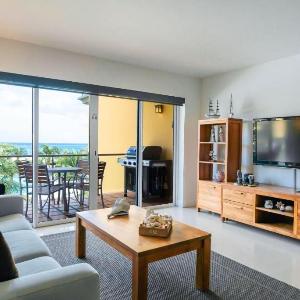 Beachfront - Precious Ruby 2BR condo - BC355