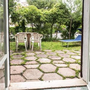 M297 - Marcelli trilocale con giardino a 100mt dal mare