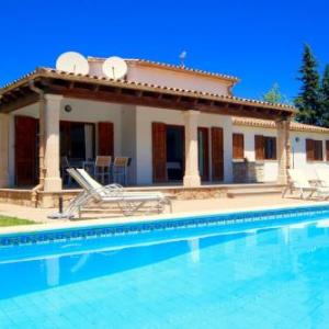 Beach Villa Can Carles by Sealand Villas
