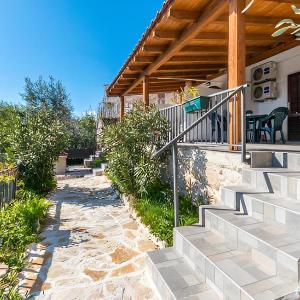 Apartments by the sea Drage Biograd - 22187
