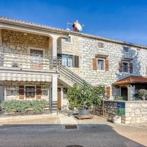 Apartments Silvano Radosi