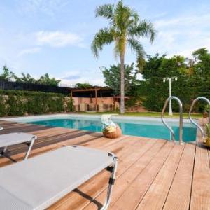 Villa with 5 bedrooms in Kitsi with private pool enclosed garden and WiFi