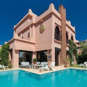 Pool Cook and Housekeeper Villa Nelya