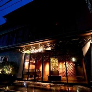 GLANSIT KYOTO KAWARAMACHI