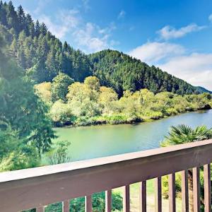 Reedsport Hotels Deals At The 1 Hotel In Or 43605 State Hwy 38 Condo Unit 22